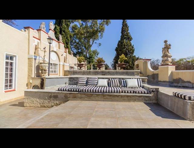645M² OFFICE FOR SALE IN SAXONWOLD